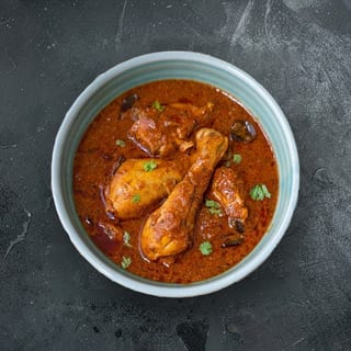 CHICKEN CURRY