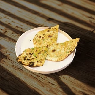 CHEESE NAAN